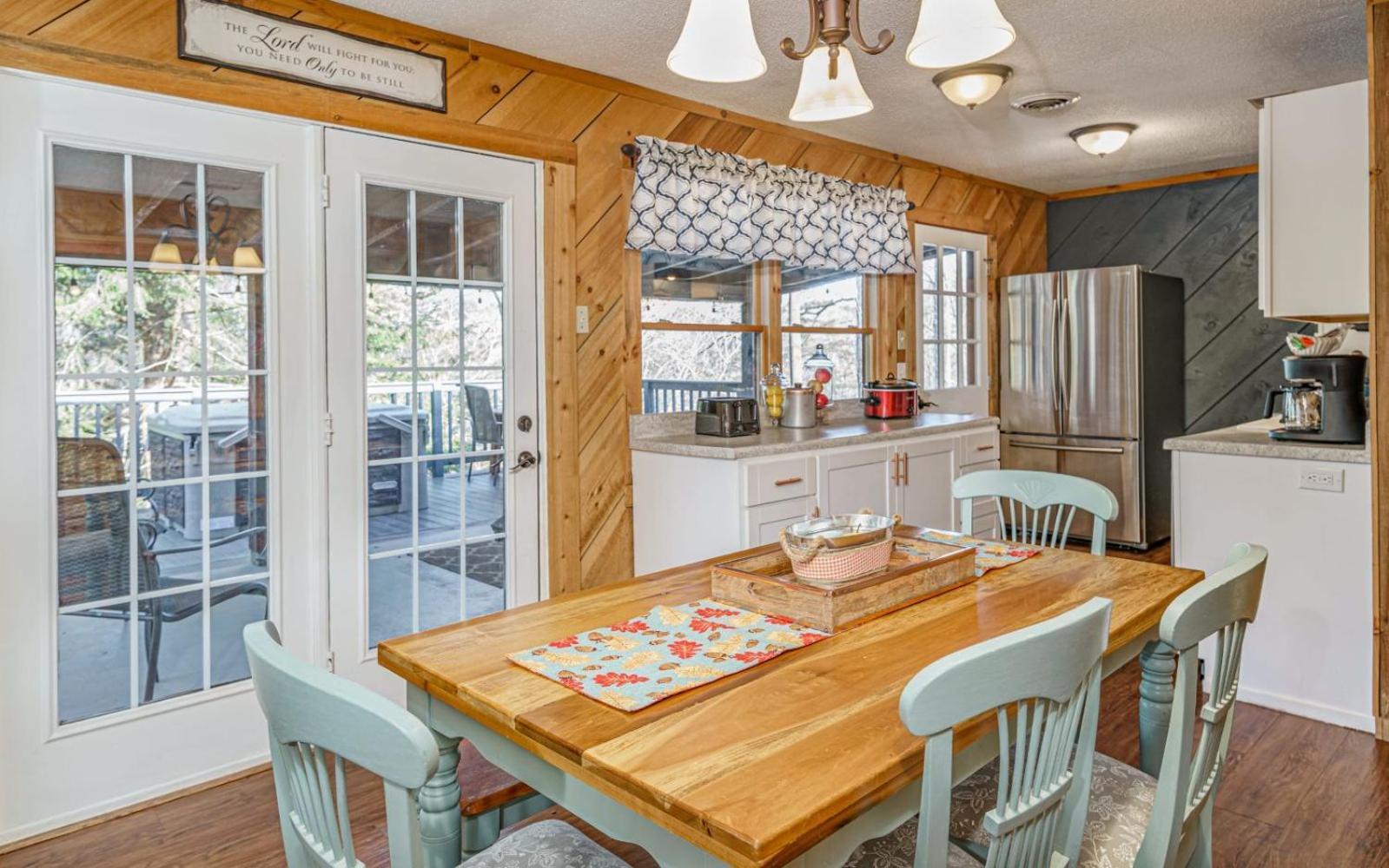 Wooded Bliss Hot Tub Single Level Cabin With No Steps Rocking Chairs And Wooded Views Pigeon Forge Buitenkant foto